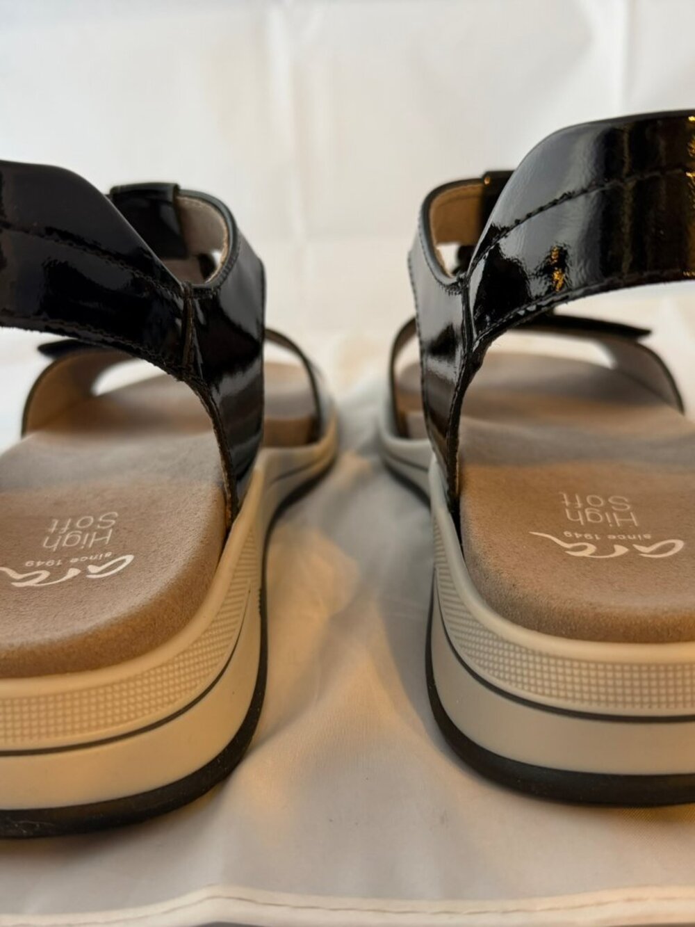 Ara Women's Oregon Sandal - Black Leather Women Size 10.5 NEW With Box - Picture 5 of 7